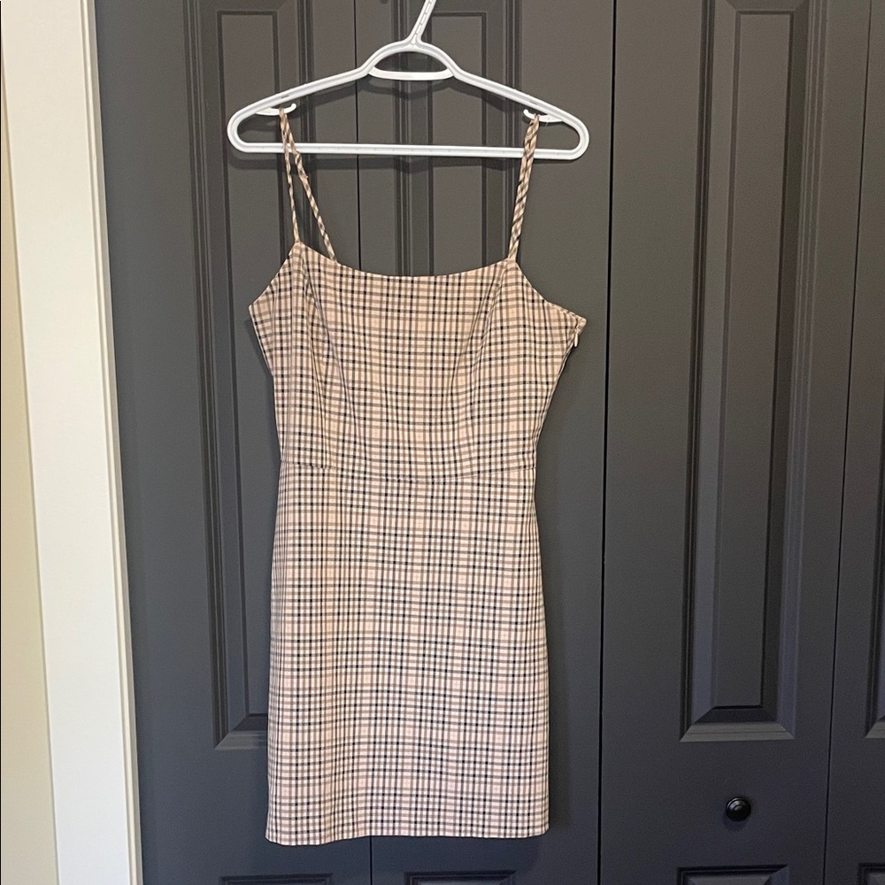 Wilfred Plaid Mini Dress in Beige and Black